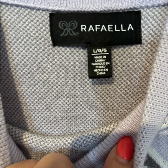 Rafaella NWT Long sleeve Lavender Sweater With Gray and White Floral Design - Picture 3 of 6